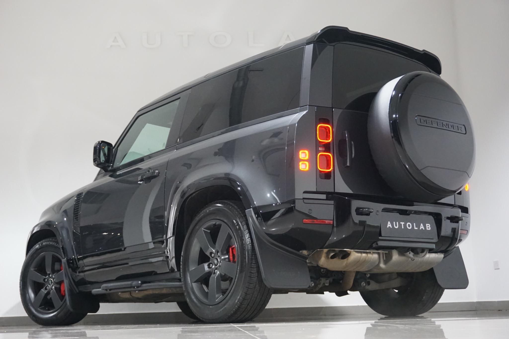 Land Rover Defender 90 3.0 D300 MHEV X-Dynamic HSE Hard Top SUV Auto 4WD SWB Euro 6 (s/s) 3dr